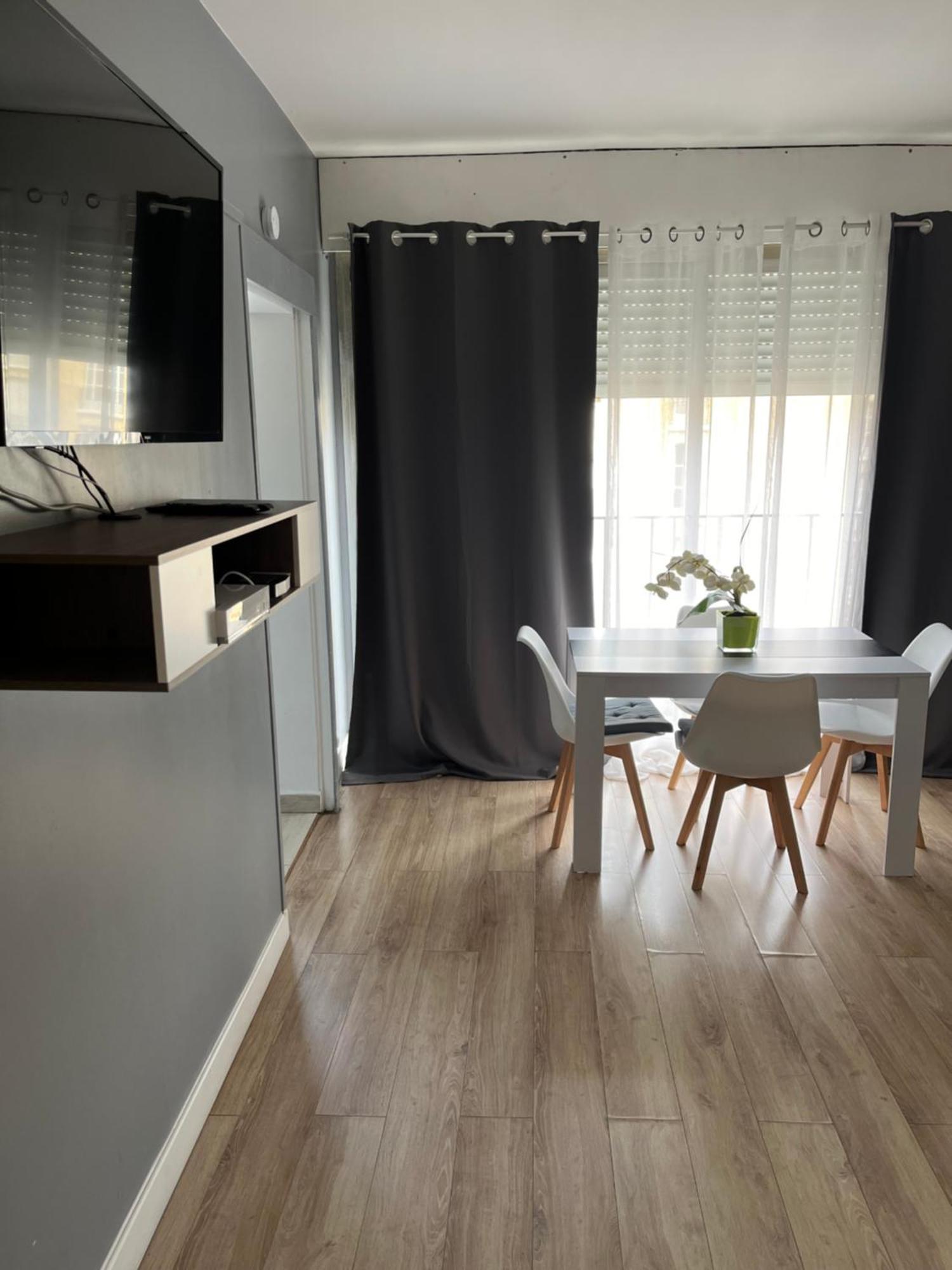 Bel appartement proche Tour Eiffel Paris Extérieur photo